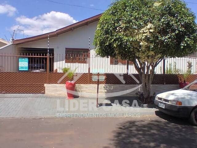 #371 - Casa para Venda em Arapongas - PR - 3